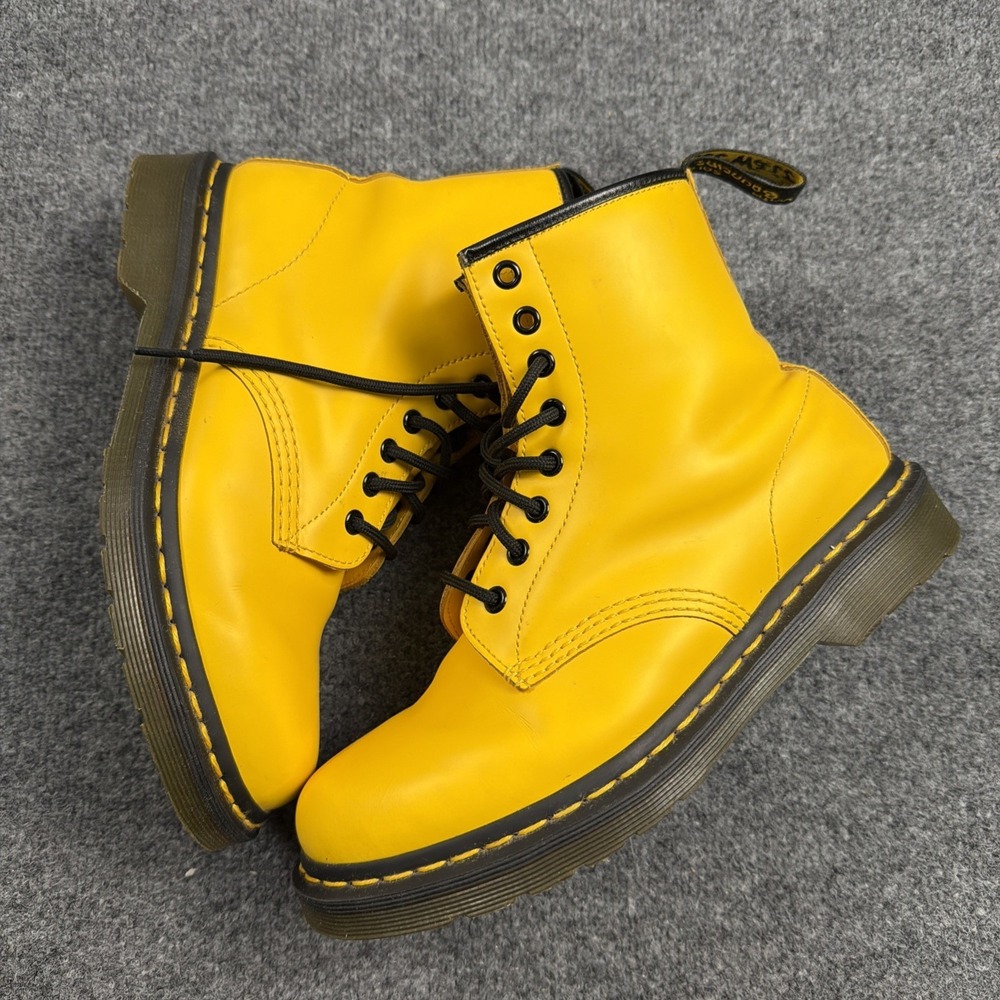 Yellow Doc Martens 1460 Men's 7 Women 8.5 Barely Worn Clean Excellent Condition